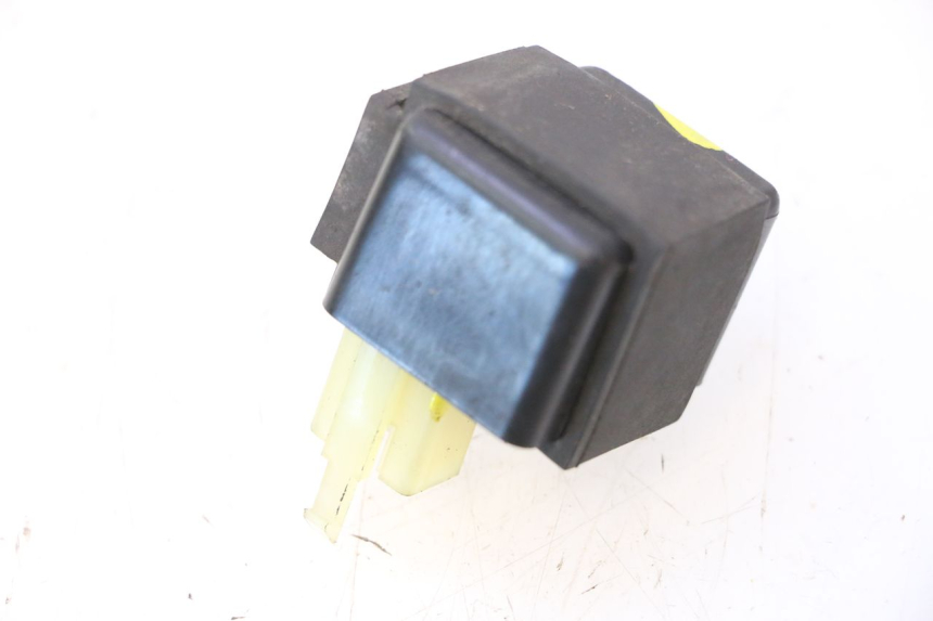 photo de CENTRALITA DE INTERMITENTES SUZUKI BURGMAN 125 (2007 - 2014) - Zoom estado de uso