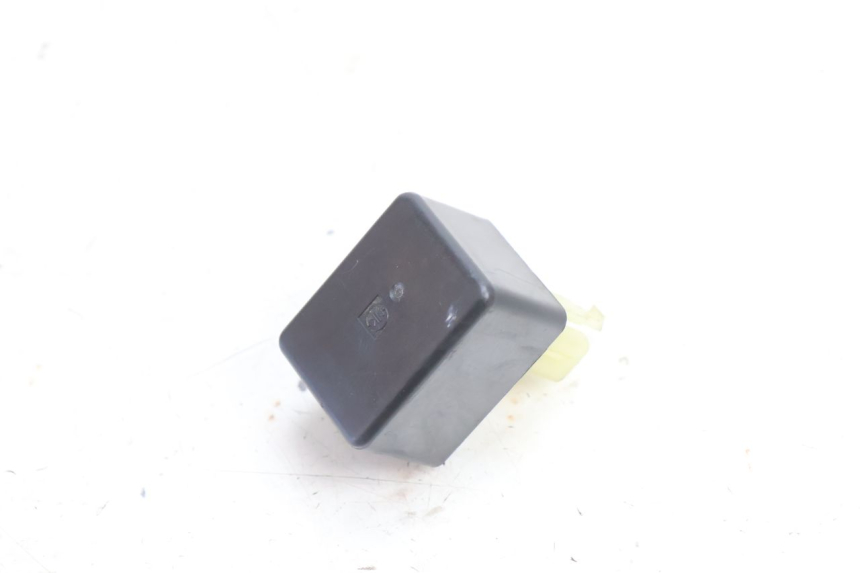 photo de CENTRALITA DE INTERMITENTES SUZUKI BURGMAN 125 (2007 - 2014) - Zoom estado de uso
