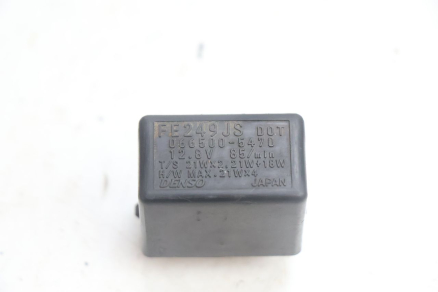 photo de RELE INTERMITENTES SUZUKI BURGMAN EXECUTIVE ABS 650 (2006 - 2012) - Detalle de la pieza