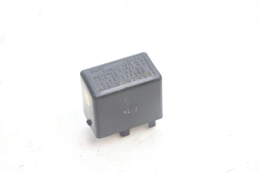 photo de RELE INTERMITENTES SUZUKI BURGMAN EXECUTIVE ABS 650 (2006 - 2012) - Primer plano técnico