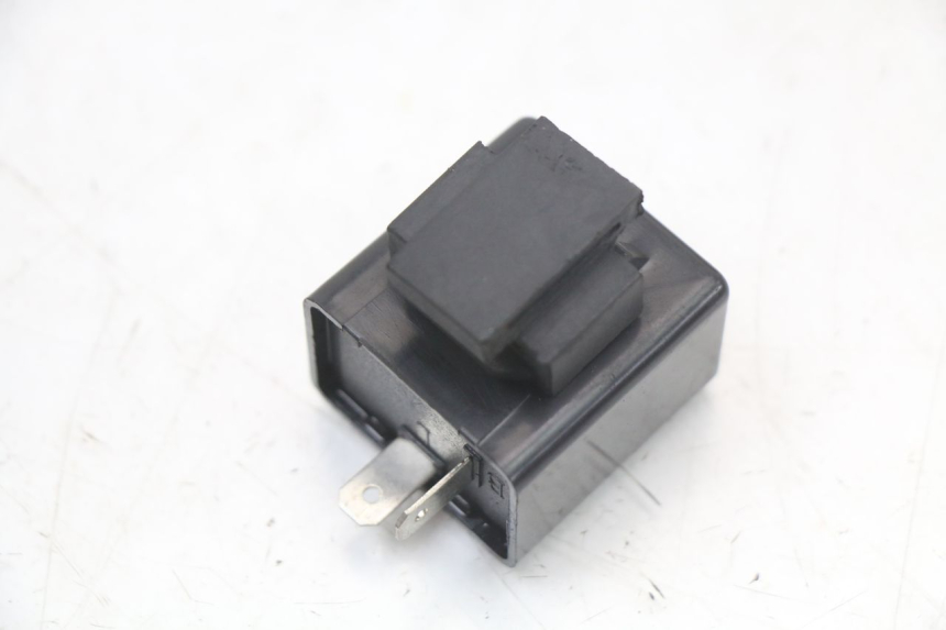 photo de RELE INTERMITENTES ARCHIVE CAFE RACER 4T 50 (2019 - 2024) - Zoom estado de uso