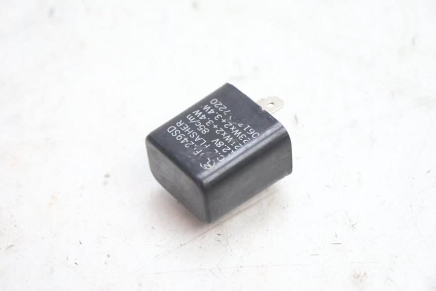 photo de RELE INTERMITENTES HONDA CB TWO FIFTY 250 (1991 - 2002) - Detalle de la pieza