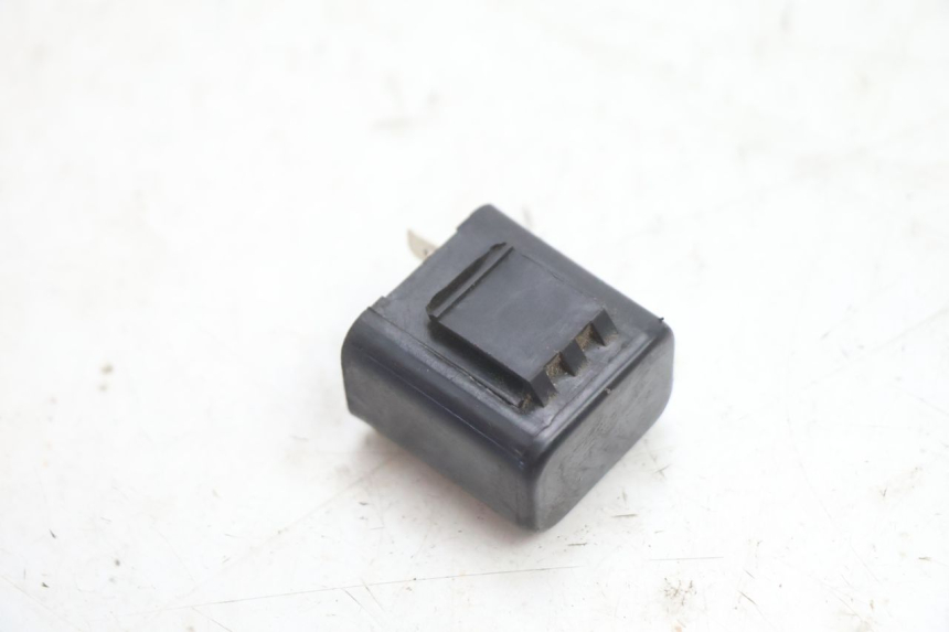 photo de RELE INTERMITENTES HONDA CB TWO FIFTY 250 (1991 - 2002) - Zoom estado de uso