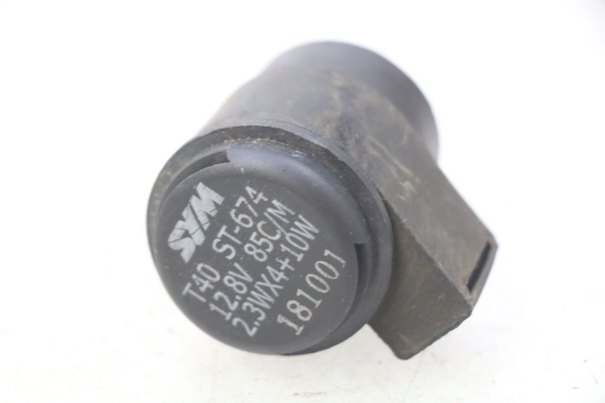 photo de RELE INTERMITENTE SYM CROX 4T 50 (2016 - 2023) - Zoom estado de uso