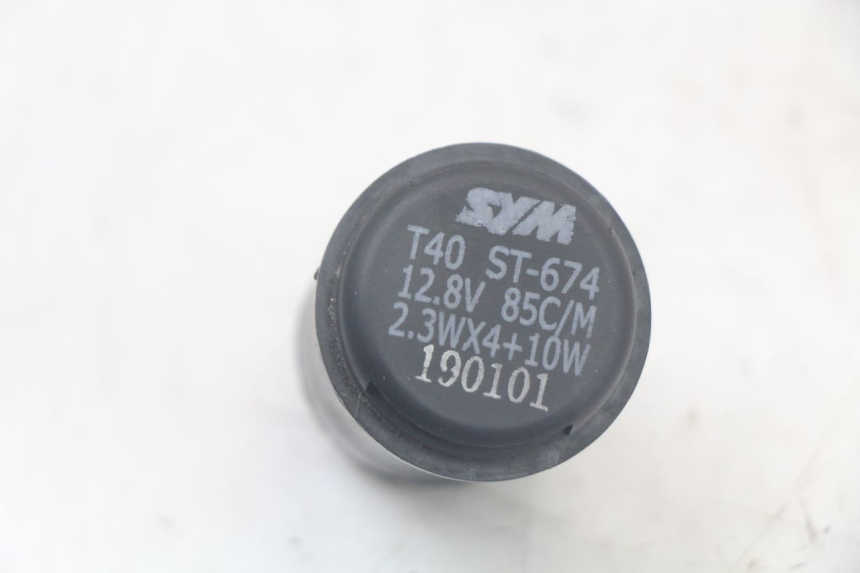 photo de RELE INTERMITENTE SYM CROX 4T 50 (2016 - 2023) - Detalle de la pieza
