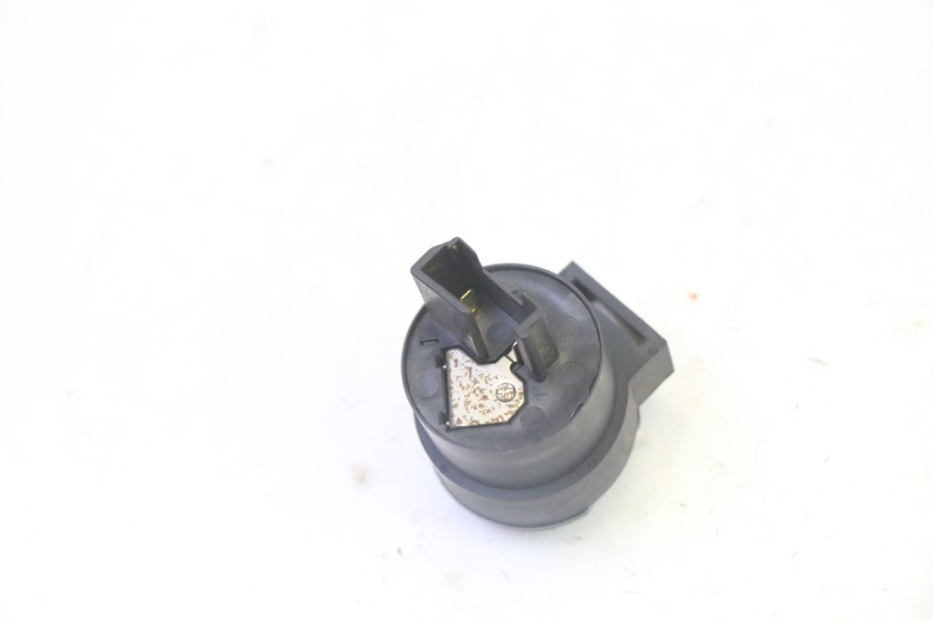 photo de CENTRALITA DE INTERMITENTES YAMAHA CYGNUS X INJECTION 125 (2007 - 2013) - Zoom estado de uso