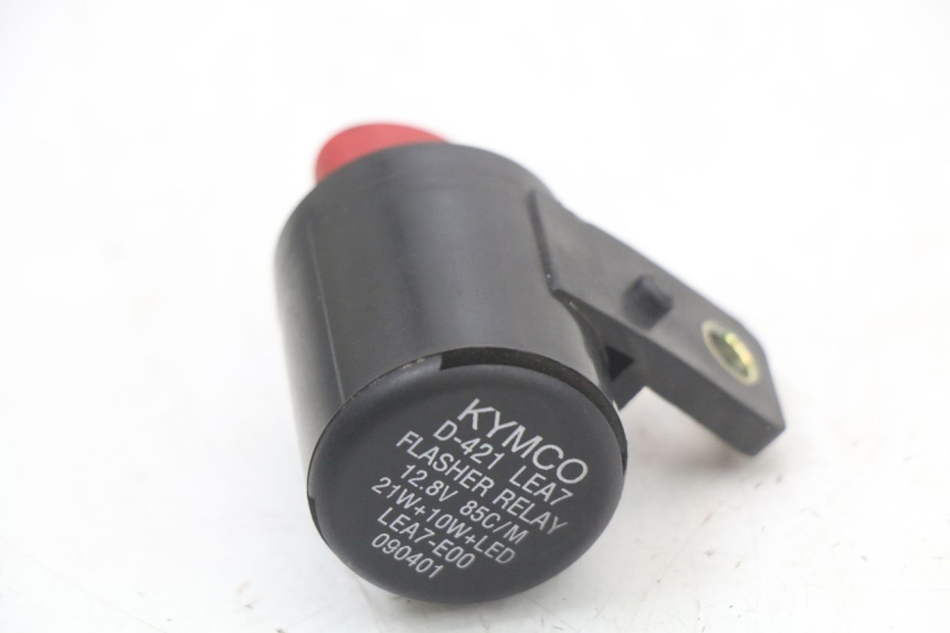 photo de RELE INTERMITENTE KYMCO DINK STREET 125 (2009 - 2014) - Vista principal