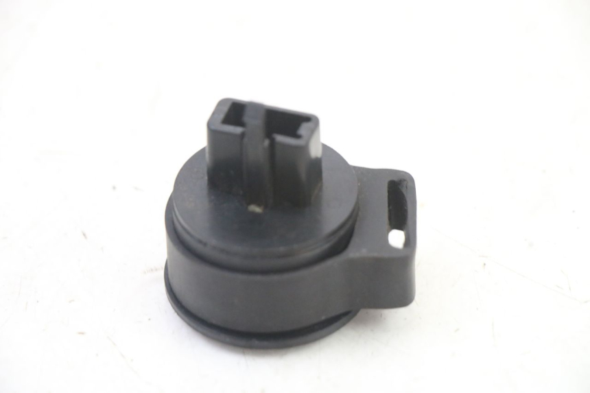 photo de RELE INTERMITENTE PEUGEOT ELYSEO 125 (1999 - 2004) - Zoom estado de uso