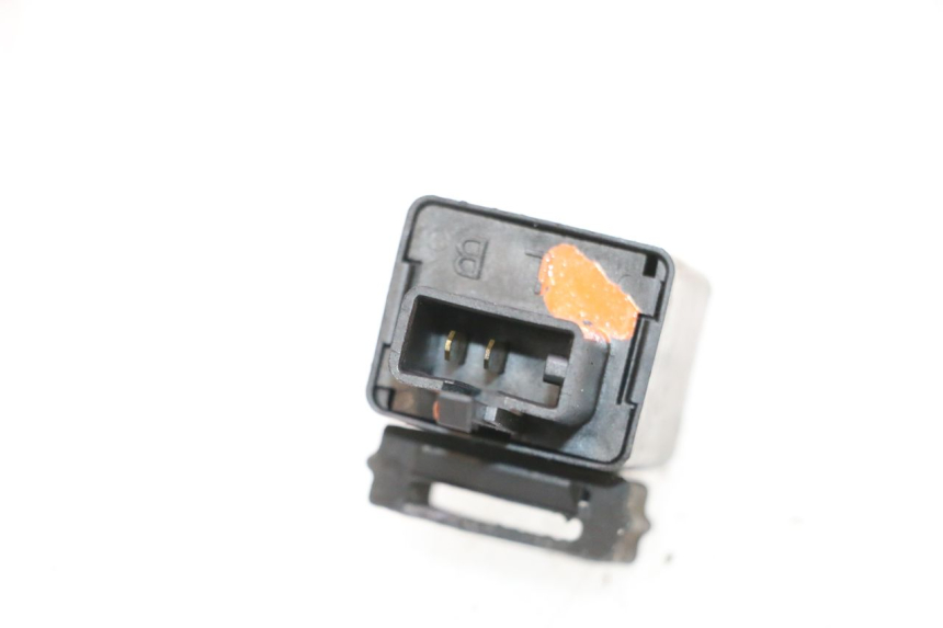 photo de CENTRALITA DE INTERMITENTES KAWASAKI ER-6 ER6 F ABS 650 (2012 - 2016) - Otra perspectiva
