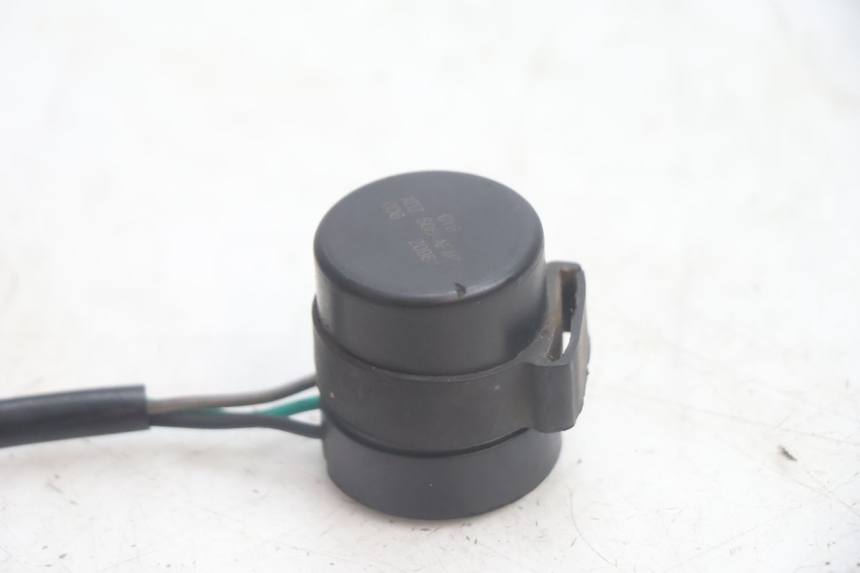 photo de CENTRALITA DE INTERMITENTES JM MOTORS EVOLIS 4T 50 (2018 - 2022) - Detalle de la pieza