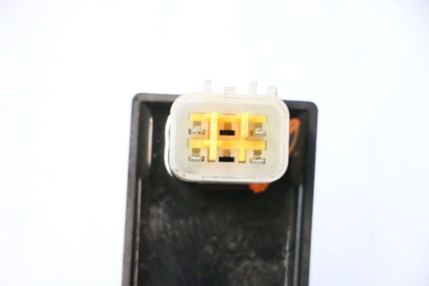 photo de CENTRALITA DE INTERMITENTES KEEWAY F-ACT FACT EVO 50 (2020 - 2026) - Otra perspectiva