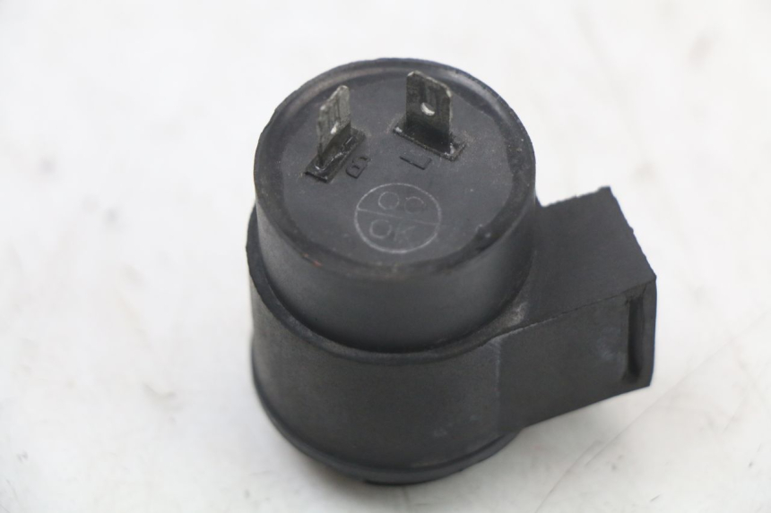 photo de CENTRALITA DE INTERMITENTES SYM FIDDLE 2 50 (2008 - 2013) - Otra perspectiva