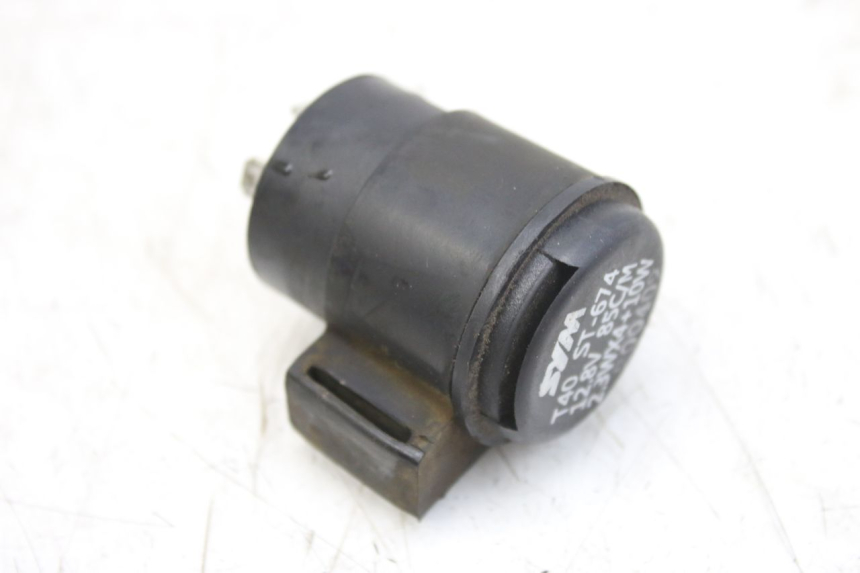 photo de CENTRALITA DE INTERMITENTES SYM FIDDLE 3 III 125 (2014 - 2020) - Detalle de la pieza