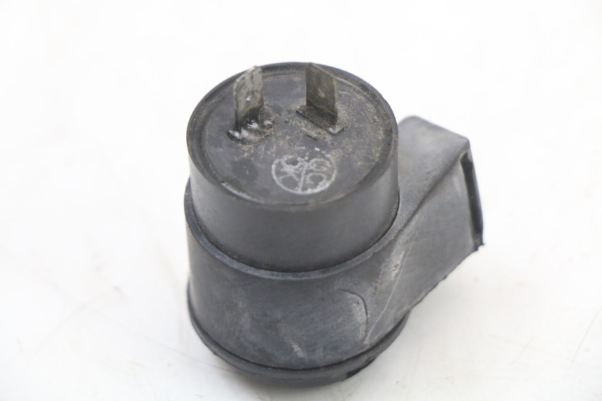 photo de RELE INTERMITENTES SYM FIDDLE 3 III 50 (2014 - 2020) - Zoom estado de uso