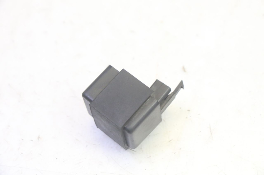 photo de RELE INTERMITENTES SUZUKI GSF N BANDIT 600 (1996 - 1999) - Otra perspectiva