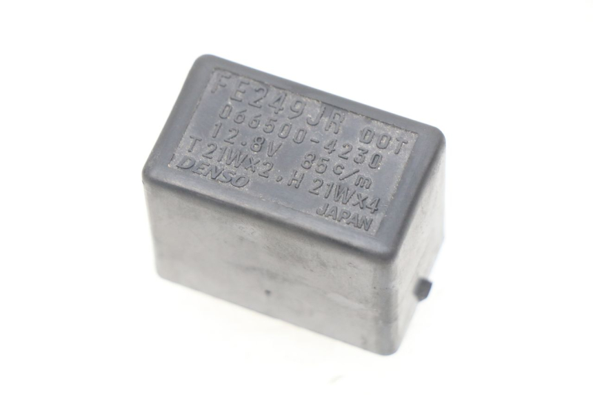 photo de RELE INTERMITENTES SUZUKI GSX-R GSXR 750 (2011 - 2016) - Vista principal