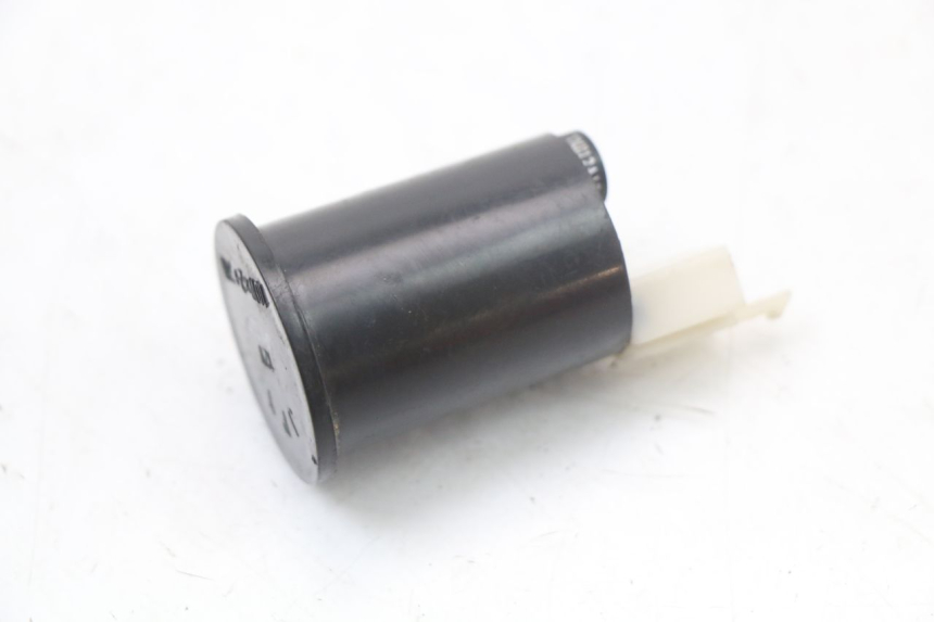 photo de RELE INTERMITENTES HYTRACK HY S 4X4 410 (2013 - 2016) - Primer plano técnico