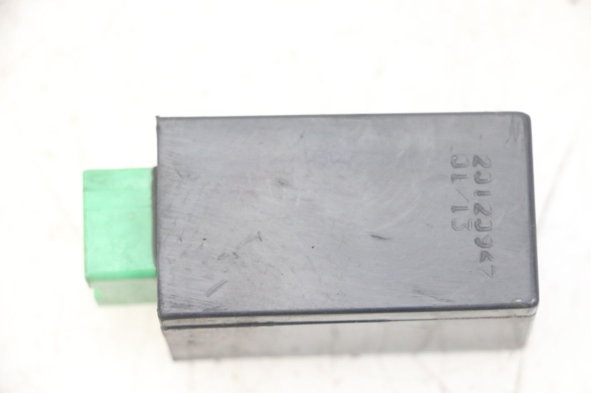 photo de RELE INTERMITENTES PIAGGIO IE MP3 YOURBAN 300 (2011 - 2016) - Detalle de la pieza