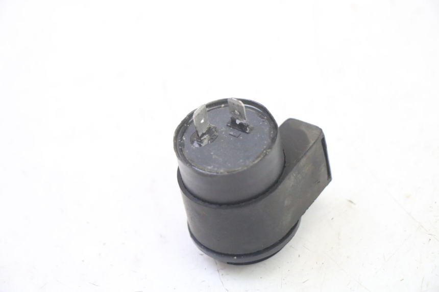 photo de RELÉ INTERMITENTE SYM JET 14 4T 50 (2018 - 2022) - Zoom estado de uso