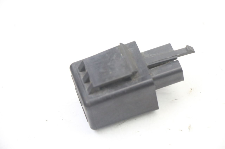 photo de RELE INTERMITENTES KAWASAKI ZR7 ZR-7 S 750 (1999 - 2004) - Otra perspectiva