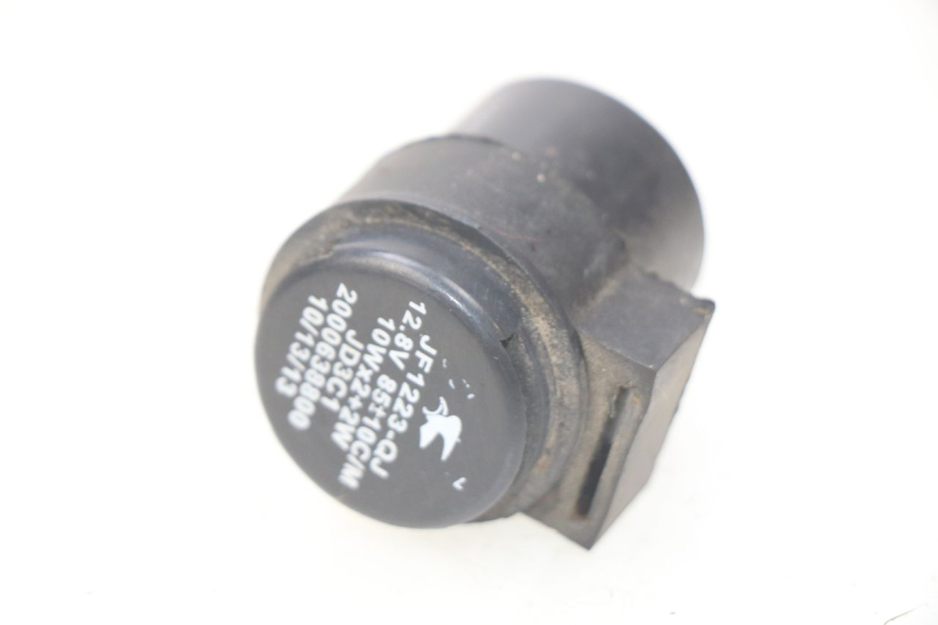 photo de RELE INTERMITENTE PEUGEOT KISBEE 2T 50 (2010 - 2017) - Vista principal