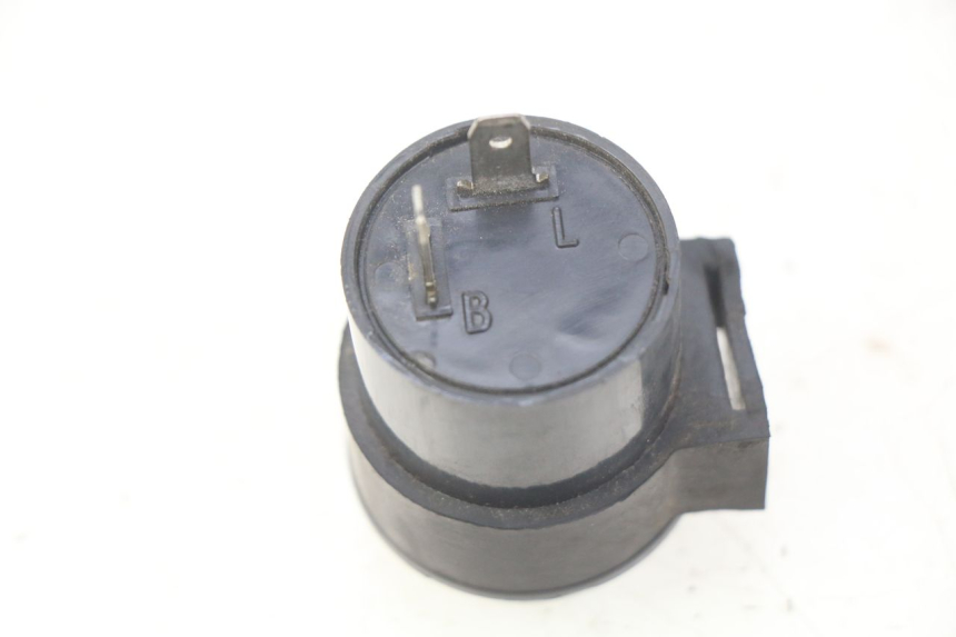 photo de RELE INTERMITENTE PEUGEOT KISBEE 2T 50 (2010 - 2017) - Zoom estado de uso