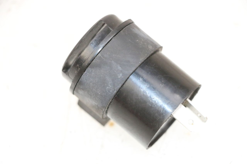 photo de RELE INTERMITENTE PEUGEOT KISBEE 2T 50 (2010 - 2017) - Zoom estado de uso