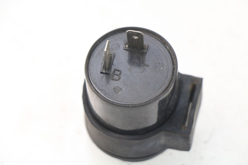 photo de CENTRALITA DE INTERMITENTES PEUGEOT KISBEE 4T 50 (2018 - 2022) - Detalle de la pieza