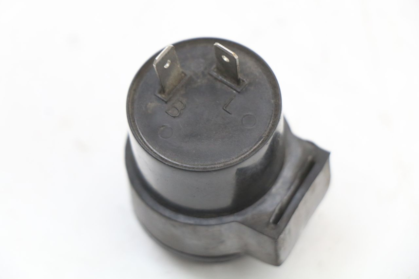 photo de CENTRALITA DE INTERMITENTES PEUGEOT KISBEE 4T 50 (2018 - 2022) - Otra perspectiva