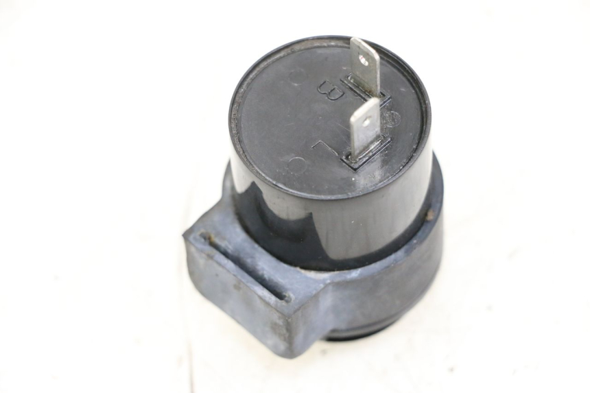 photo de CENTRALITA DE INTERMITENTES PEUGEOT KISBEE 4T 50 (2018 - 2022) - Detalle de la pieza