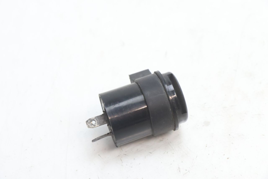 photo de RELE INTERMITENTE PEUGEOT KISBEE 4T 50 (2010 - 2017) - Detalle de la pieza