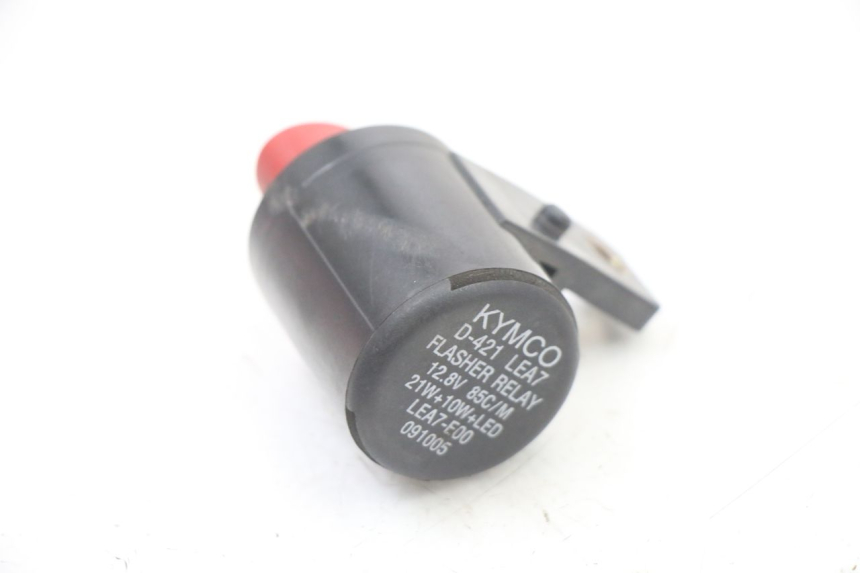 photo de RELE INTERMITENTE KYMCO DINK STREET 125 (2009 - 2014) - Vista principal