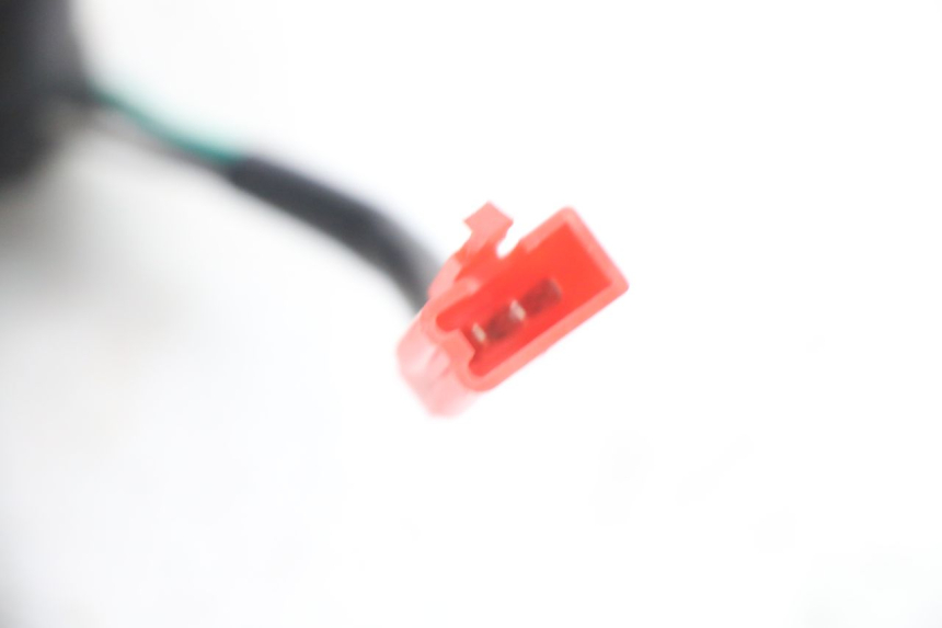 photo de RELE INTERMITENTES LONGJIA SHARPY 125 (2020 - 2024) - Primer plano técnico