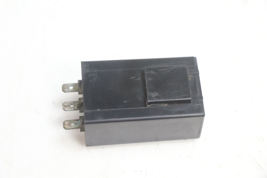 photo de RELE INTERMITENTES PEUGEOT LUDIX ONE 50 (2004 - 2013) - Zoom estado de uso