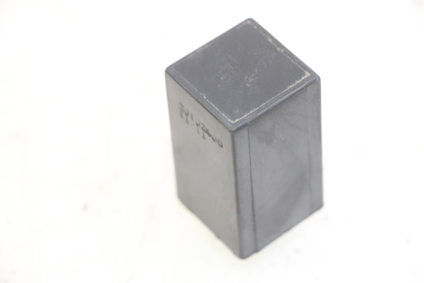 photo de RELE INTERMITENTES PIAGGIO MP3 LT 300 (2010 - 2016) - Otra perspectiva