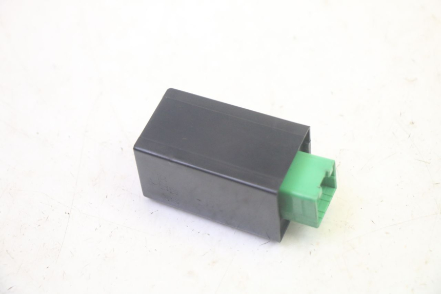 photo de CENTRALITA DE INTERMITENTES PIAGGIO MP3 LT 400 (2007 - 2012) - Zoom estado de uso