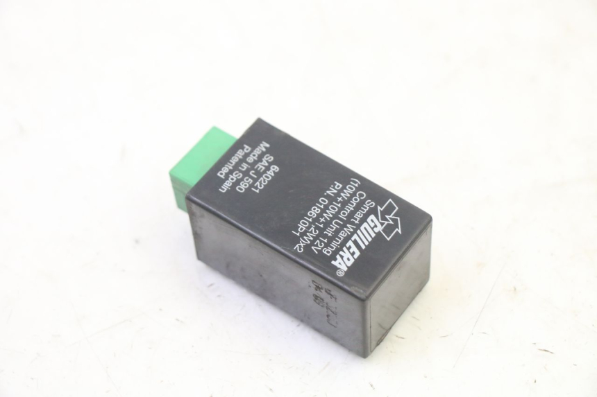 photo de RELE INTERMITENTES PIAGGIO MP3 RL 250 (2006 - 2010) - Detalle de la pieza