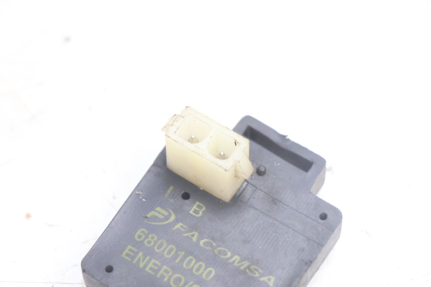 photo de RELE INTERMITENTES YAMAHA NEO'S NEOS 2T 50 (1998 - 2007) - Detalle de la pieza