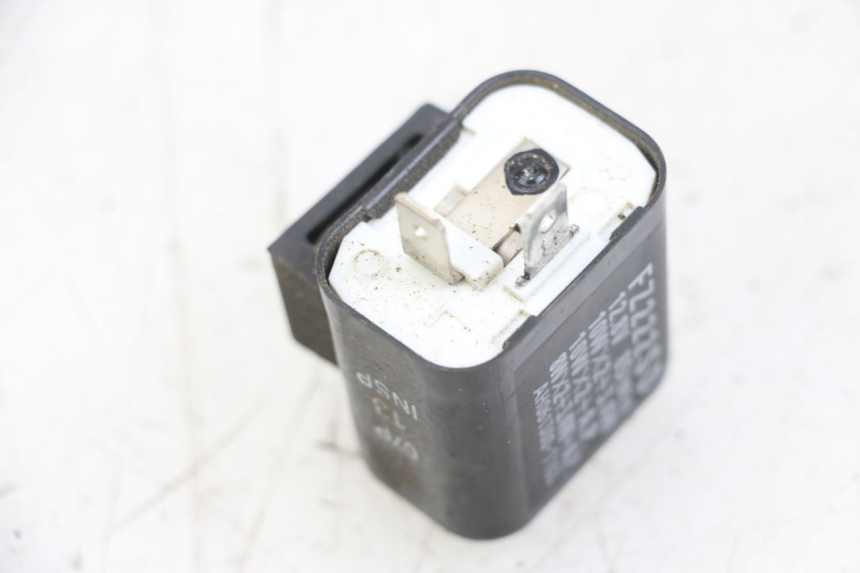 photo de RELE INTERMITENTE YAMAHA NEOS NEO'S 4T 50 (2008 - 2016) - Zoom estado de uso