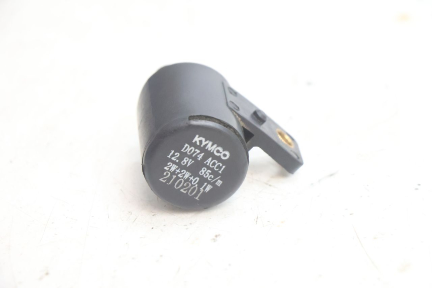 photo de RELE INTERMITENTES KYMCO LIKE 4T 50 (2019 - 2025) - Zoom estado de uso