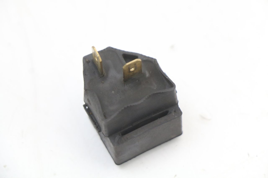 photo de RELE INTERMITENTES KAWASAKI NINJA 400 (2018 - 2023) - Zoom estado de uso