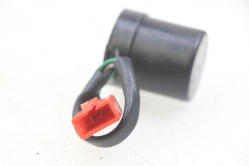 photo de CENTRALITA DE INTERMITENTES SELECT UP OCTALIS 125 (2007 - 2012) - Zoom estado de uso