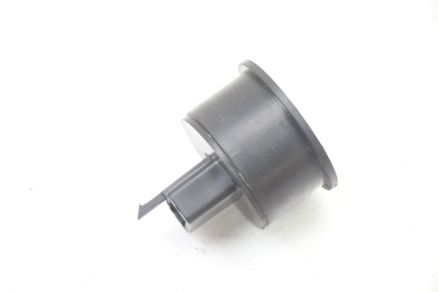 photo de RELE INTERMITENTE PEUGEOT ELYSTAR 50 (2002 - 2014) - Zoom estado de uso