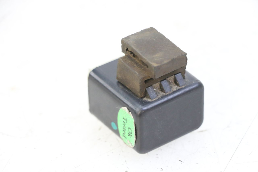 photo de RELE INTERMITENTE PIAGGIO ZIP 4T 50 (2018 - 2020) - Detalle de la pieza