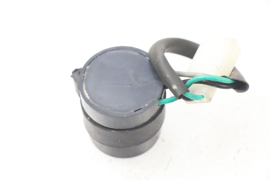 photo de RELE INTERMITENTE JM MOTORS SANTANA 50 (2014 - 2023) - Detalle de la pieza