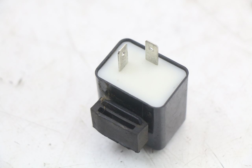 photo de RELE INTERMITENTES MASAI SCRAMBLER SPORT 125 (2021 - 2025) - Zoom estado de uso