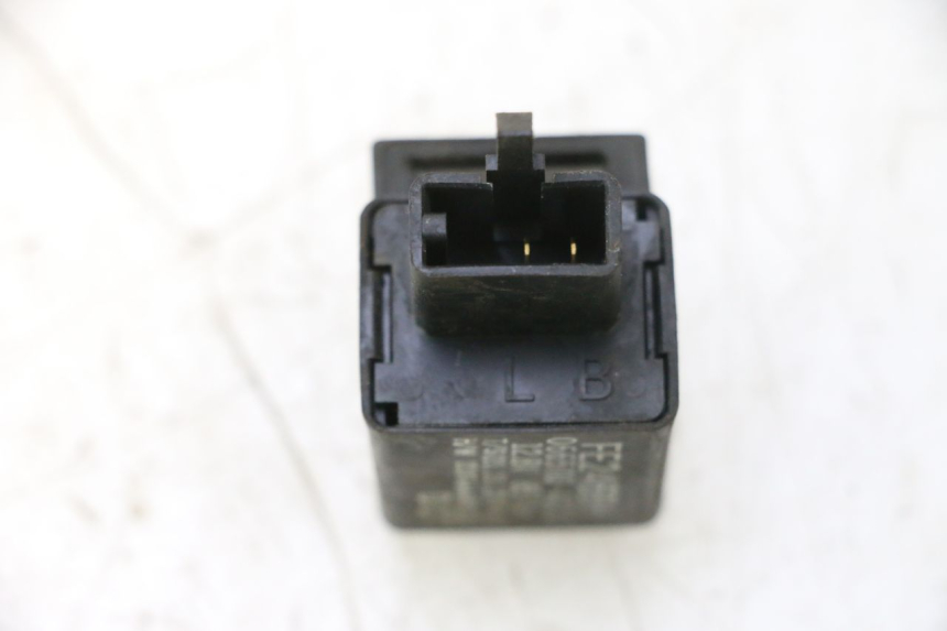 photo de RELE INTERMITENTES HONDA SH 125 (2001 - 2003) - Detalle de la pieza