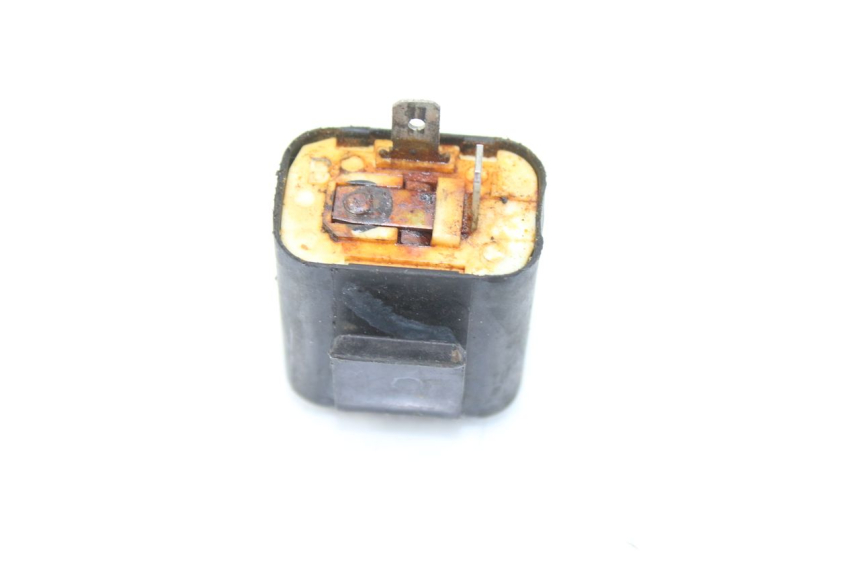 photo de RELE INTERMITENTE YAMAHA SLIDER NAKED 50 (2004 - 2018) - Otra perspectiva