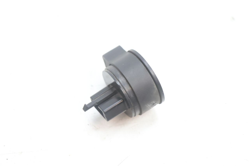 photo de RELE INTERMITENTES PEUGEOT SPEEDFIGHT 2 AC 50 (2000 - 2009) - Vista principal