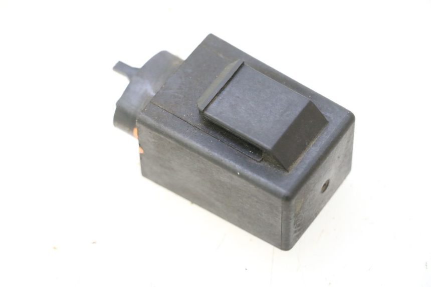 photo de RELE INTERMITENTES HONDA ST PAN EUROPEAN 1100 (1990 - 2002) - Zoom estado de uso